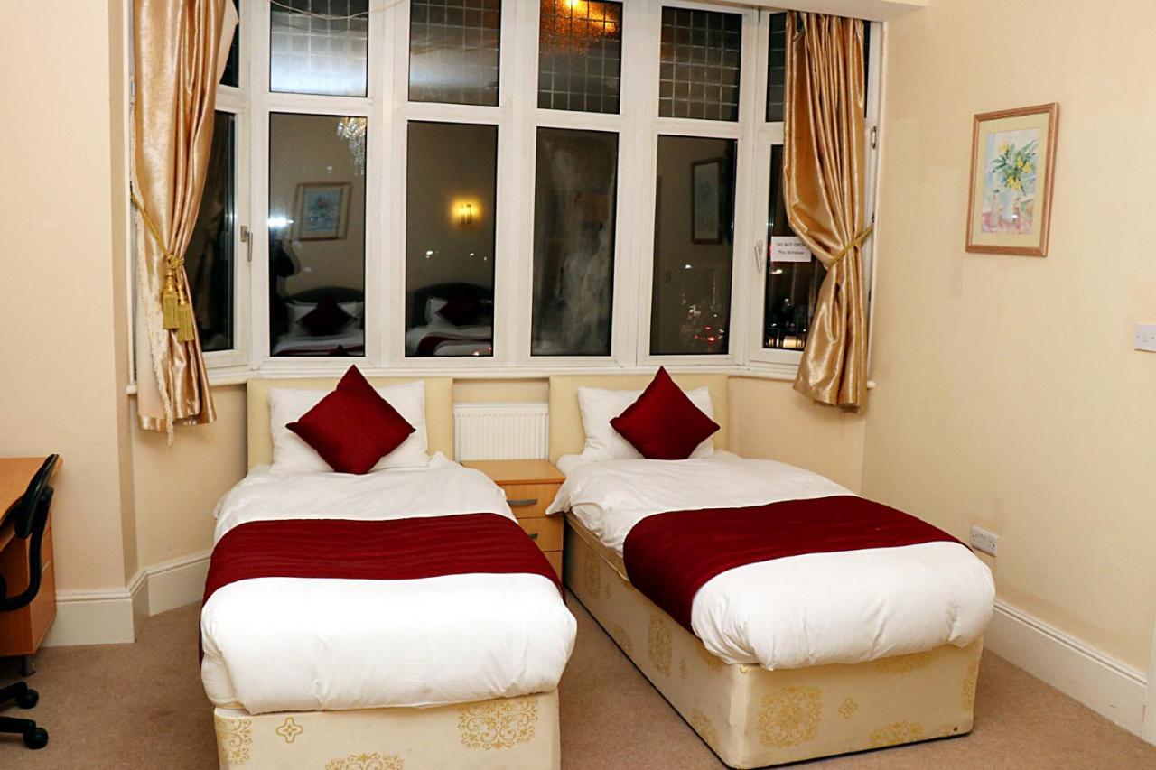 Gatwick Inn Horley Exterior foto