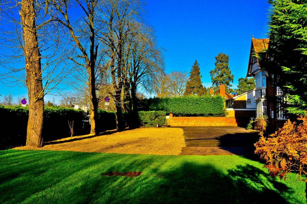 Gatwick Inn Horley Exterior foto
