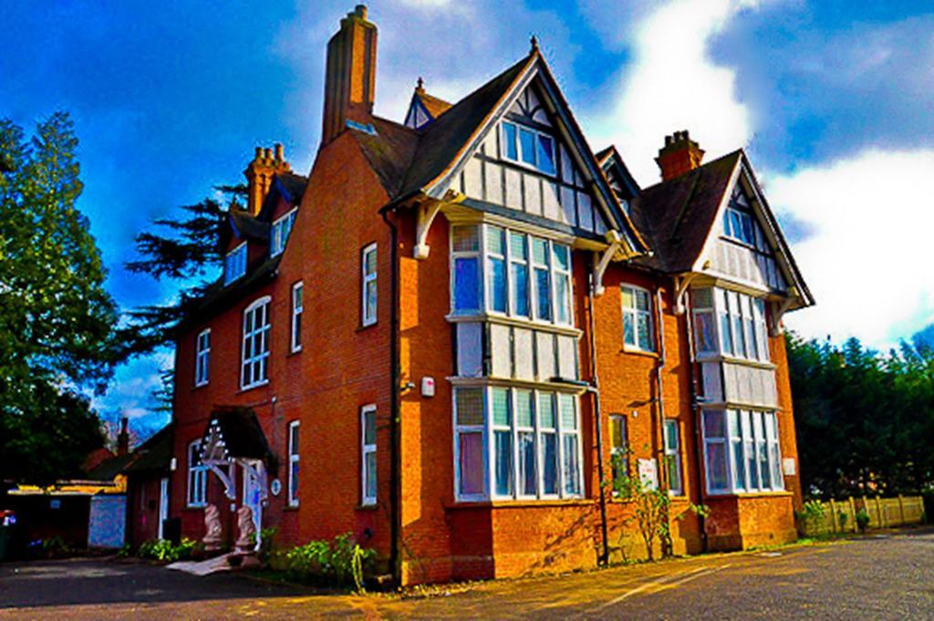 Gatwick Inn Horley Exterior foto